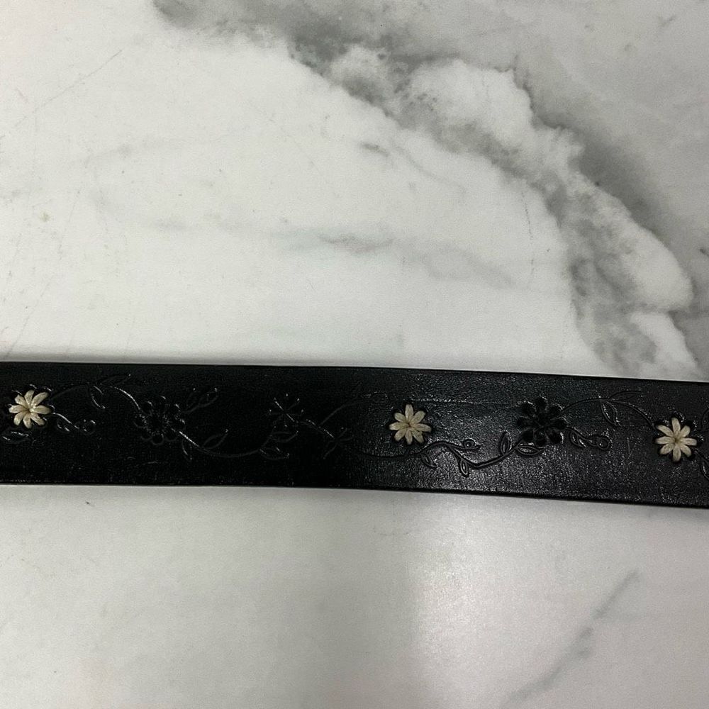 Youth Girls LEVI’S Black Leather Embroidered Belt - Picture 3 of 5